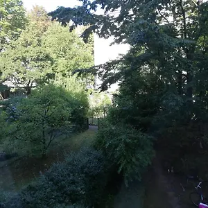 Frühstückspension In Maisonette With Garden, Parking Place, Wien